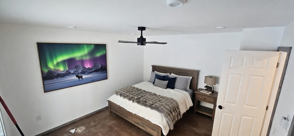 Building Photo - 2571 Old Mission Rd