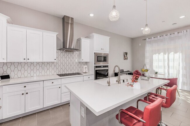 Building Photo - Gorgeous Rental Home in Chandler