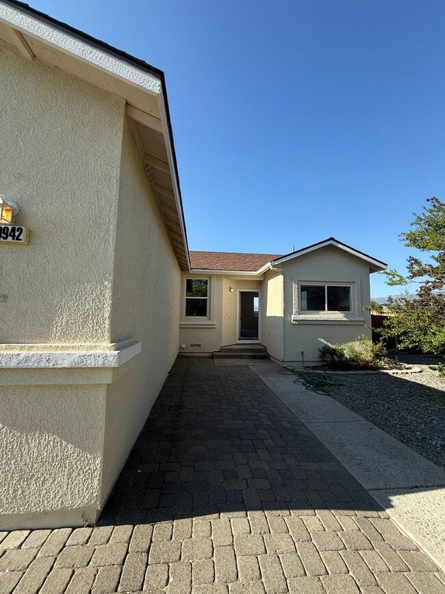 Primary Photo - 20942 White Rock Dr