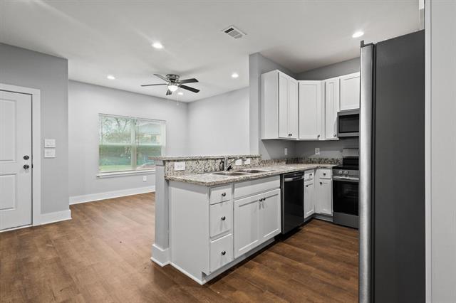 Building Photo - 724 W Gandy St