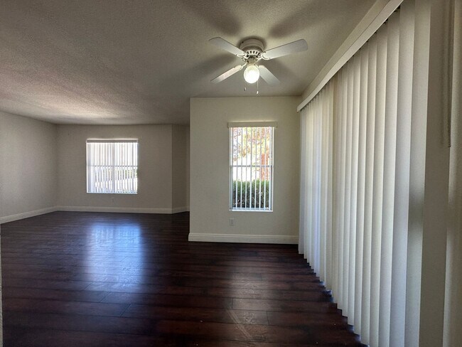 Building Photo - 1st Floor Condo! for rent in Las Vegas Nevada.