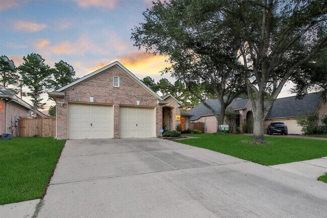 Building Photo - 12126 Laguna Pointe Ln