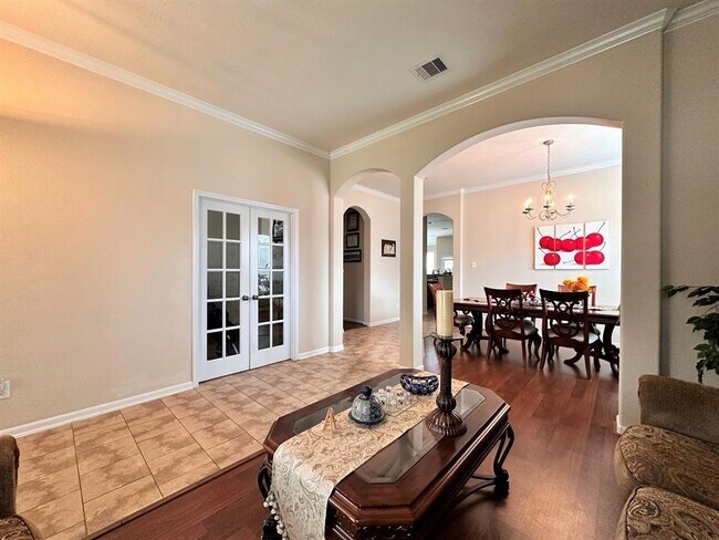 Building Photo - 11506 Columbia Pines Ln