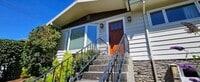 Building Photo - 6910 SW 11th Dr
