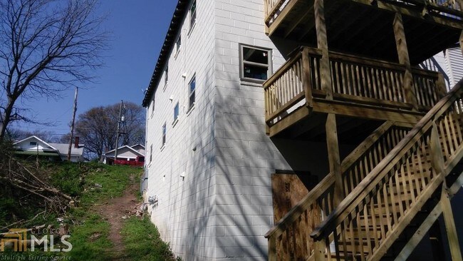 Building Photo - 257 Sciple Terrace NW