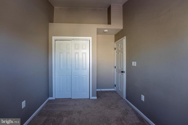 Building Photo - 45713 Paddington Station Terrace