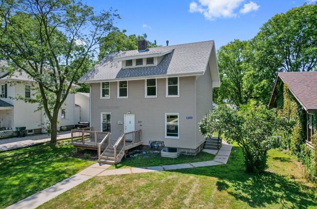 Primary Photo - 507 Welch Ave