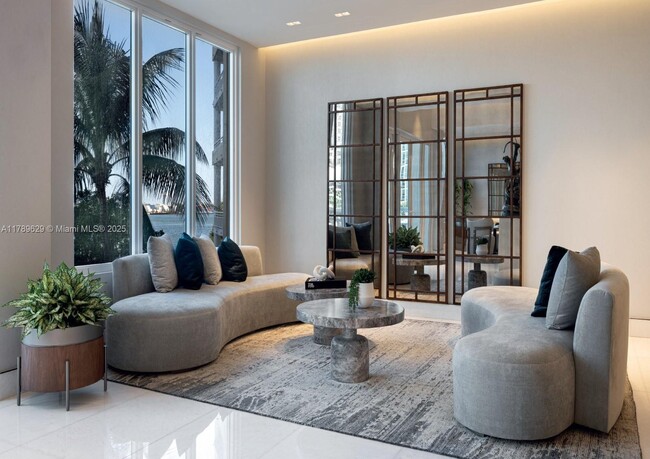 Building Photo - 888 Brickell Key Dr
