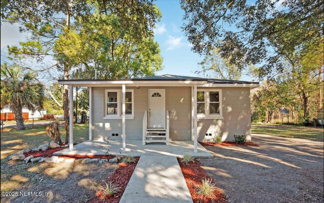 Primary Photo - 153 Jericho Rd
