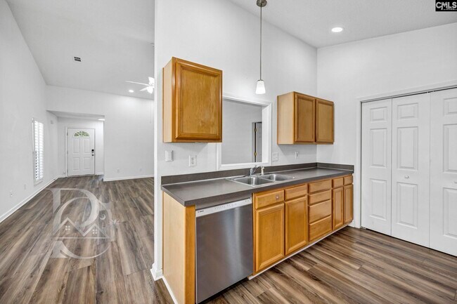 Building Photo - 112 Ivy Garden Ln