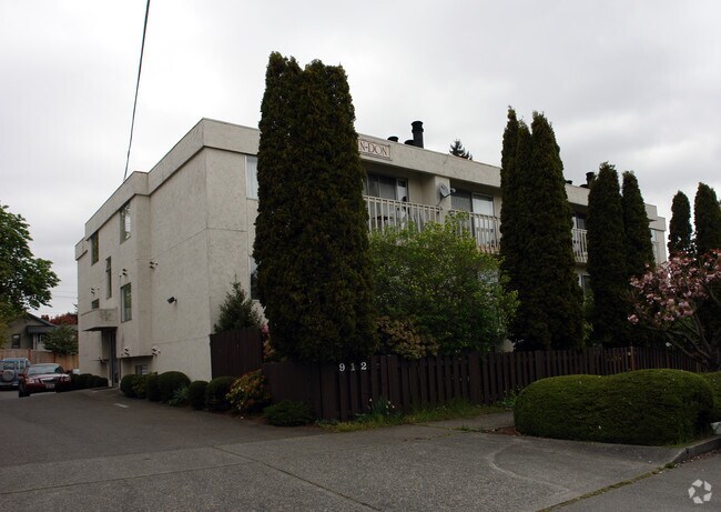 Primary Photo - Win Don Apartments