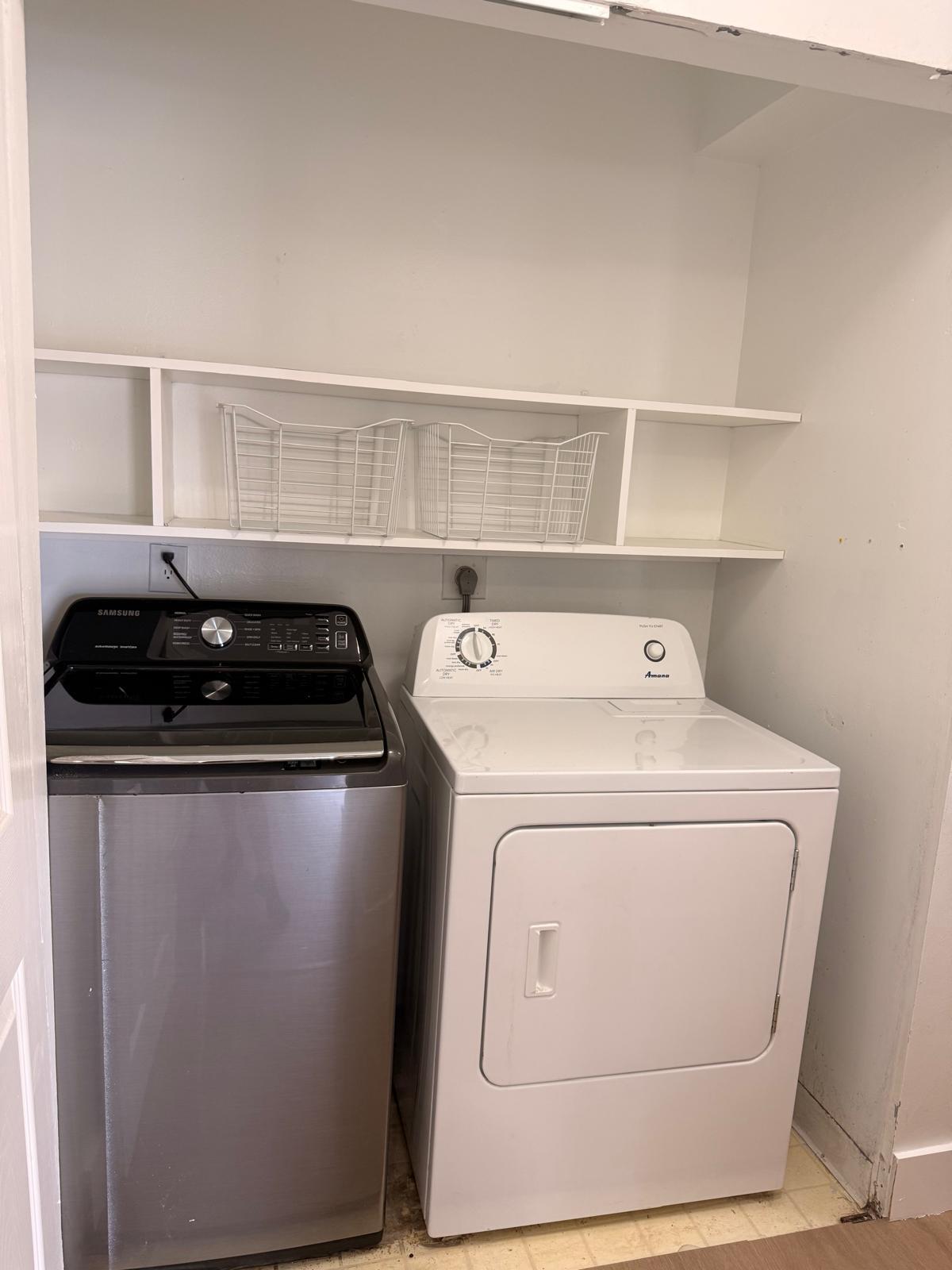 Building Photo - 10420 SW 158th Ct