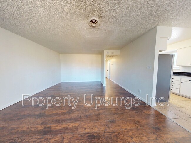 Building Photo - 1356 Hobart Dr