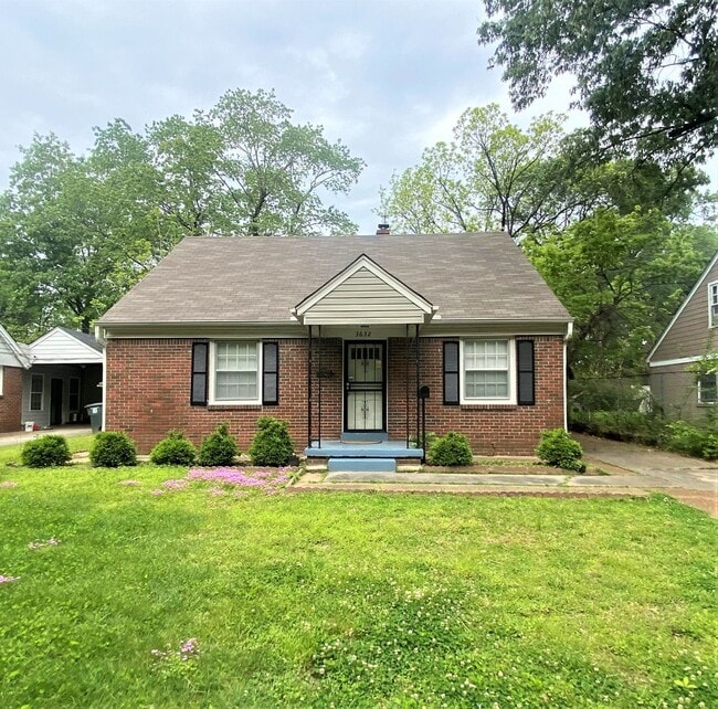 Primary Photo - 3632 Carrington Rd