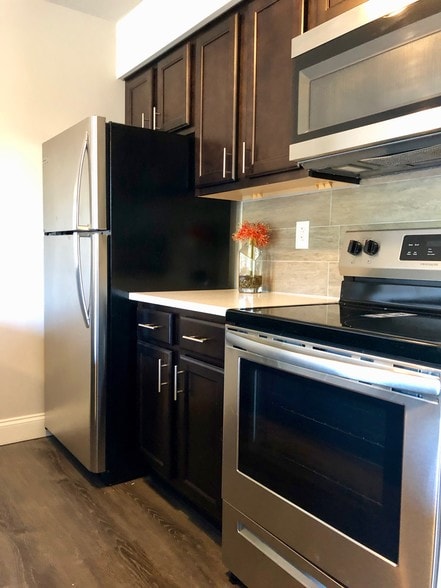 Building Photo - Guilderland Court Apartments