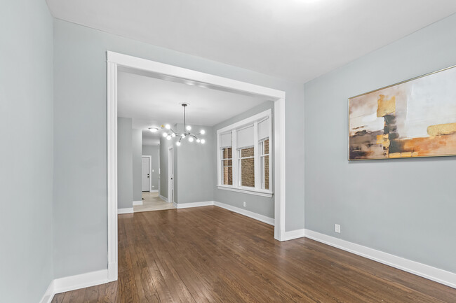 Building Photo - 4342 W Maypole Ave