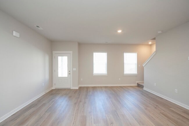 Building Photo - 4509 Sardius Dr