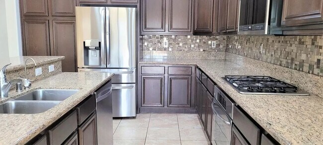 Building Photo - Hidden gem in prestigious community of Pal...