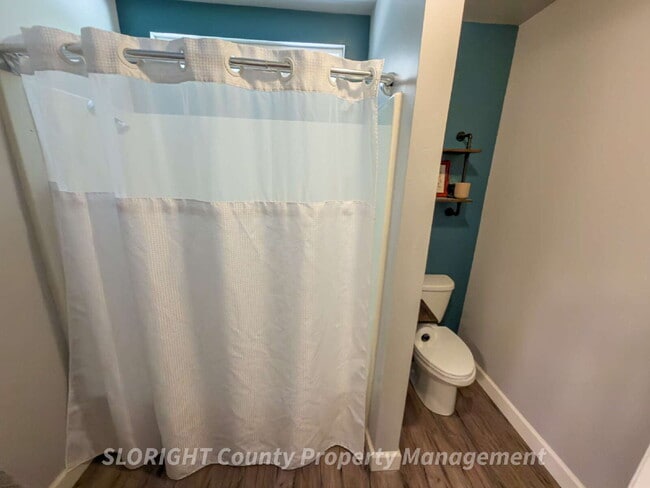 Building Photo - AVAILABLE MAY - Atascadero Home with Backyard Oasis + Bonus Office