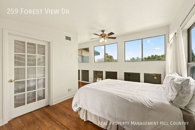 Building Photo - 259 Forest View Dr