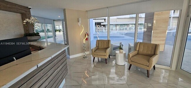 Building Photo - 18061 Biscayne Blvd