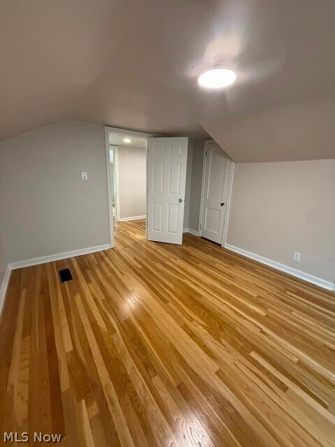 Building Photo - 188 Meadowbrook Ave