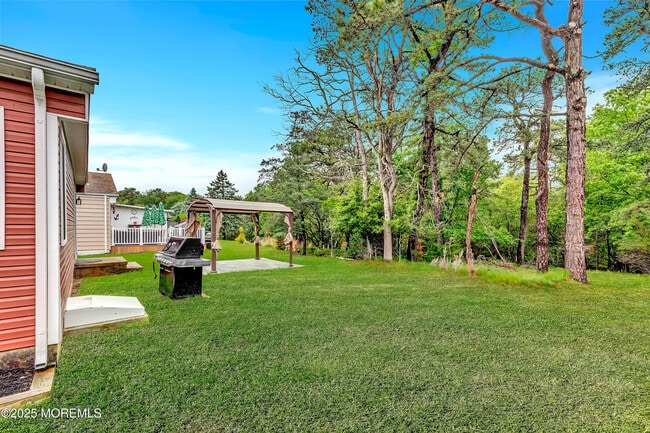 Building Photo - 14 Santiago Dr W