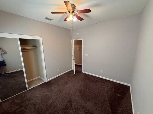 Building Photo - 3 bedroom + office | 2 bathroom | Single family home