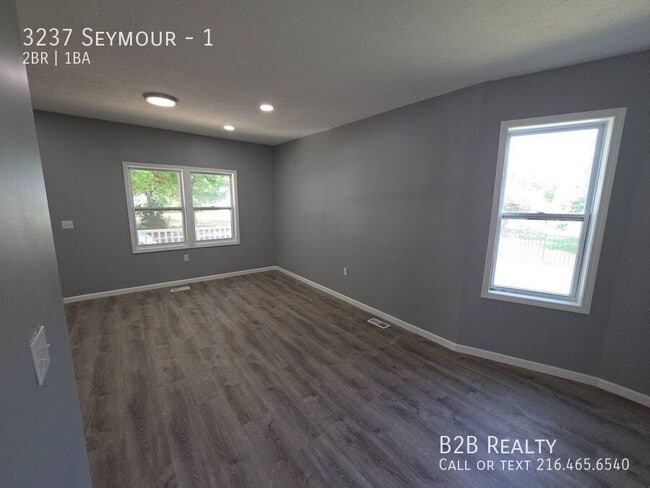 Building Photo - 3237 Seymour-1