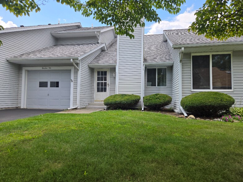 Building Photo - 6955 Dorr St