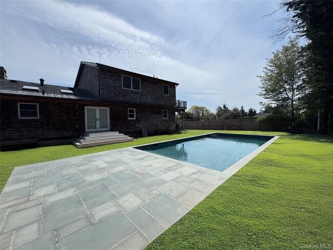 Building Photo - 20 Alanson Ln