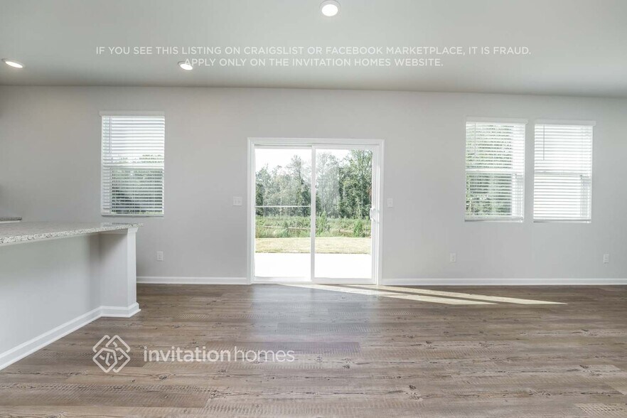 Building Photo - 7115 Brushwood Bnd