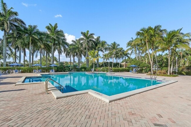 Building Photo - 874 NW 170th Terrace