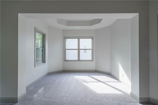 Building Photo - 2121 Spring Sound Ln