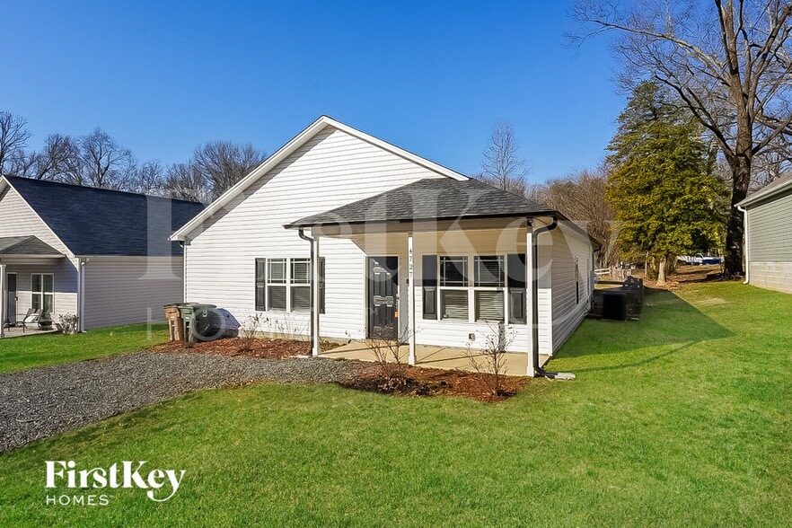 Building Photo - 4727 Holders Rd