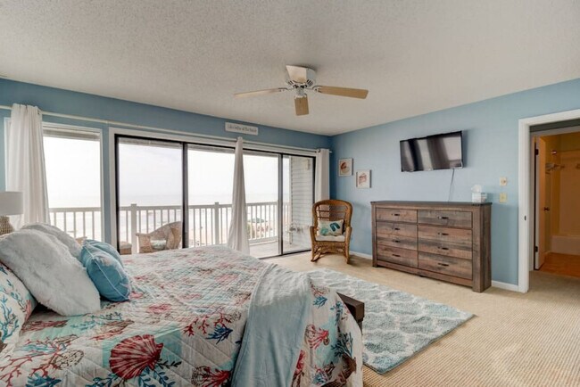 Building Photo - 59 Oceanside Dr