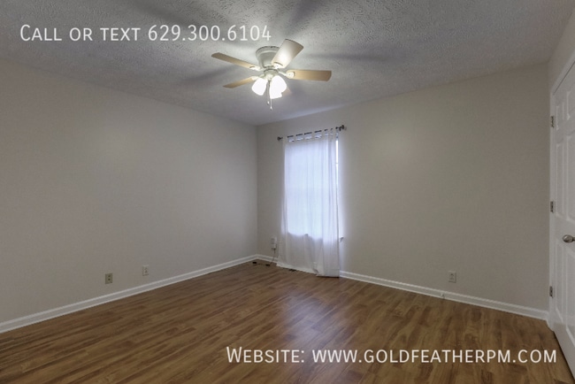 Building Photo - 1363 Benley St