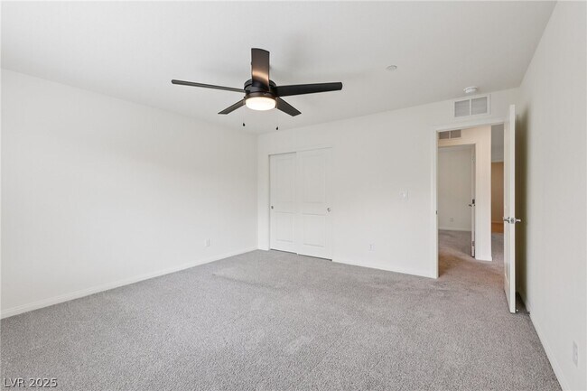 Building Photo - 10971 Meridian Flds Ave