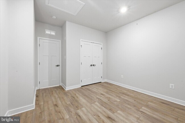 Building Photo - 115 Tonio Pl