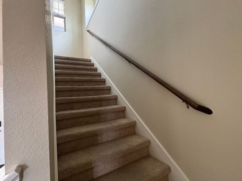 Building Photo - 4503 Esper Ln