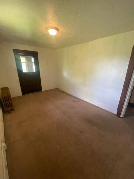 Building Photo - 4900 3rd St