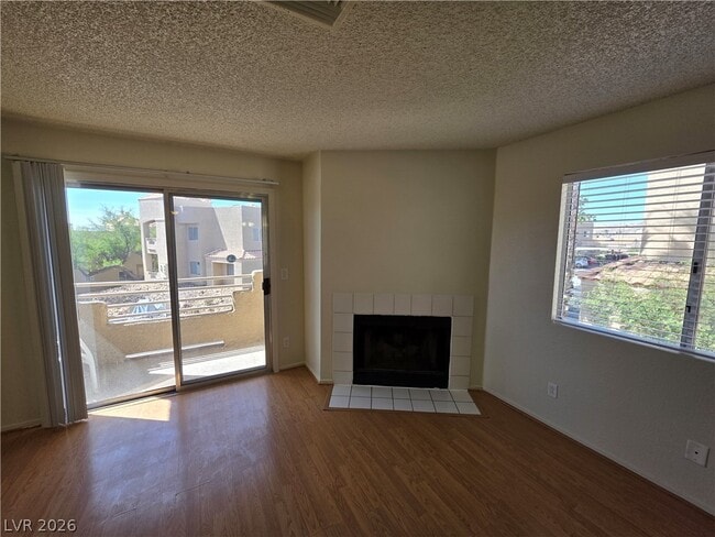 Building Photo - 2200 Highpointe Dr