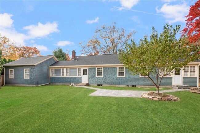 Building Photo - 286 Westcott Rd