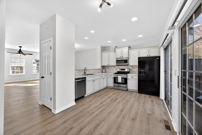 Building Photo - 1646 Austin Meadows Dr