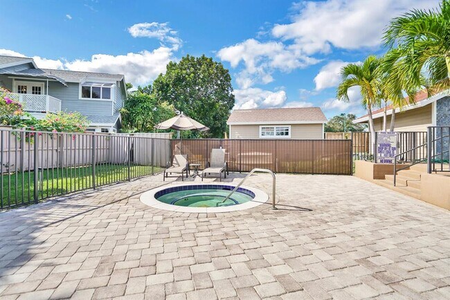 Building Photo - 5292 Buckhead Cir