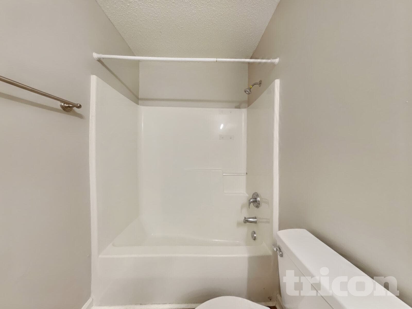 Building Photo - 125 Pinto Dr