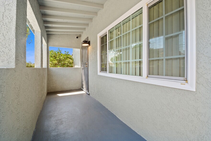 Building Photo - 13439 Roselle Ave