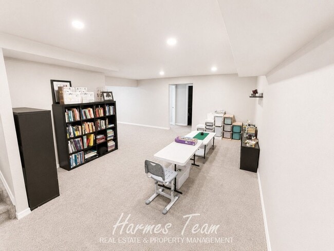 Building Photo - 11017 Coastal Hls Ln