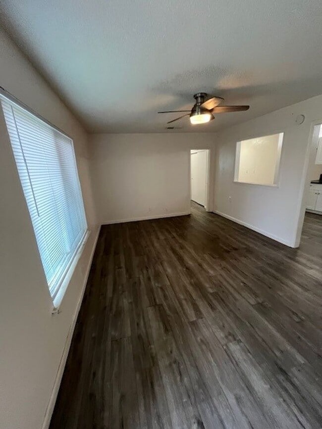 Building Photo - Coming Soon!