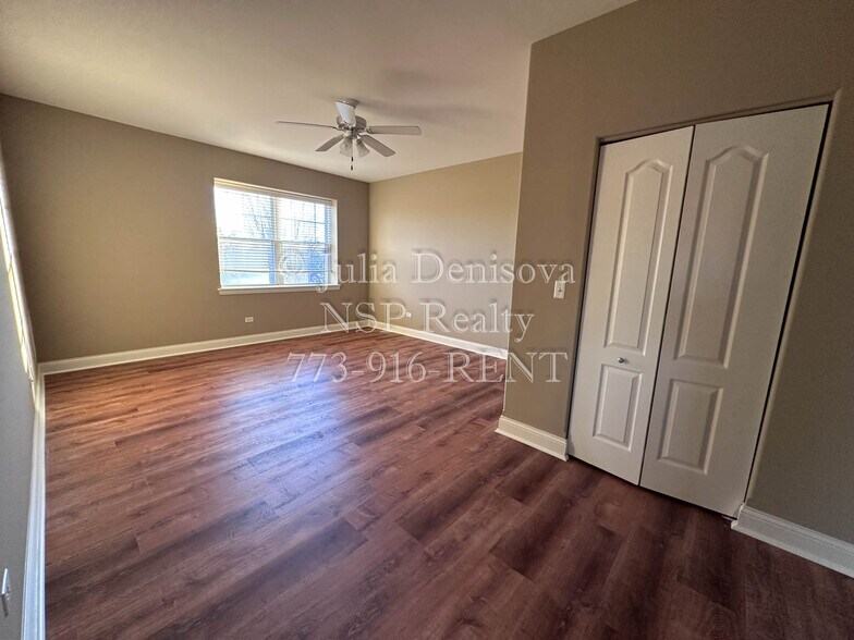 Building Photo - 1 Itasca Pl